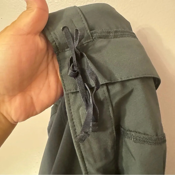 Patagonia High Spy Roll  Up Leg Hiking Outdoors Pants 55685 Women's Black Size 8 - Picture 10 of 11